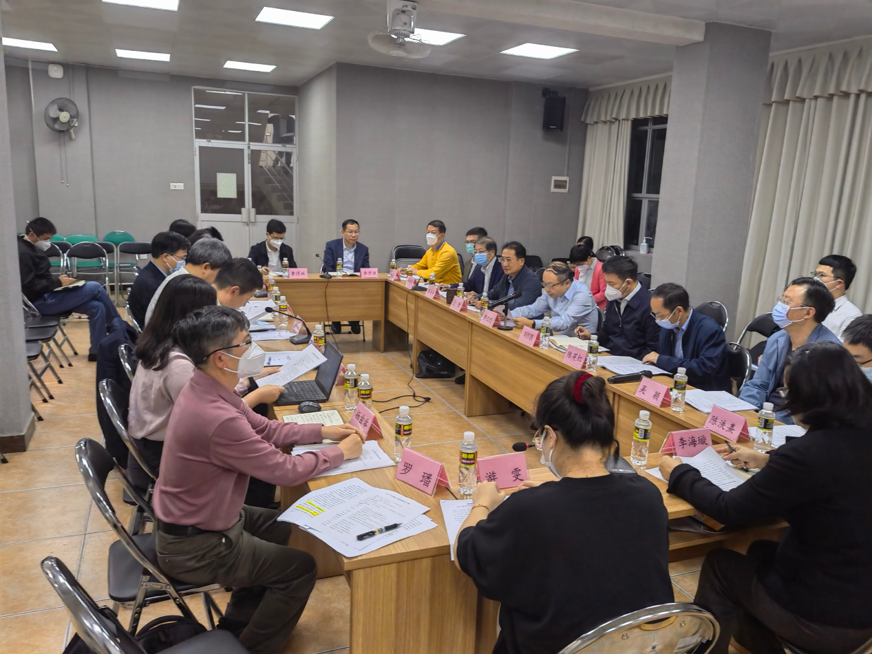 副校长杨兹举参加海南省人才引智工作座谈会