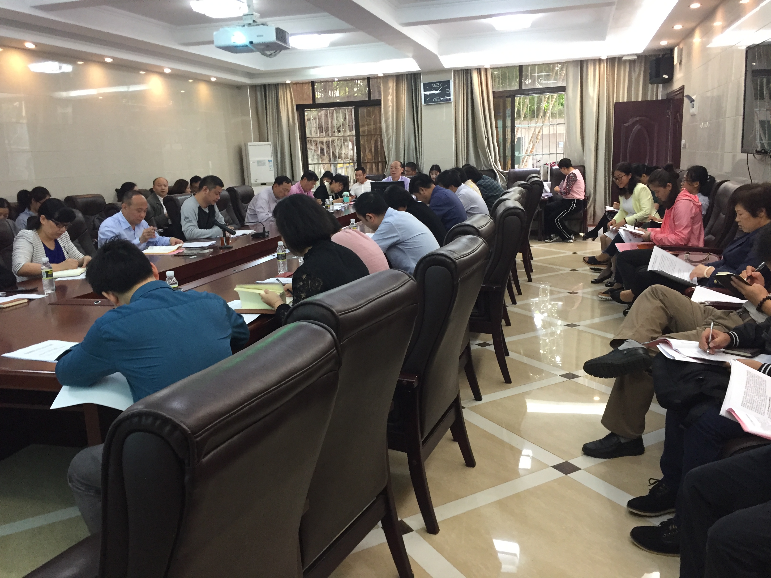 教务处召开教学工作会议