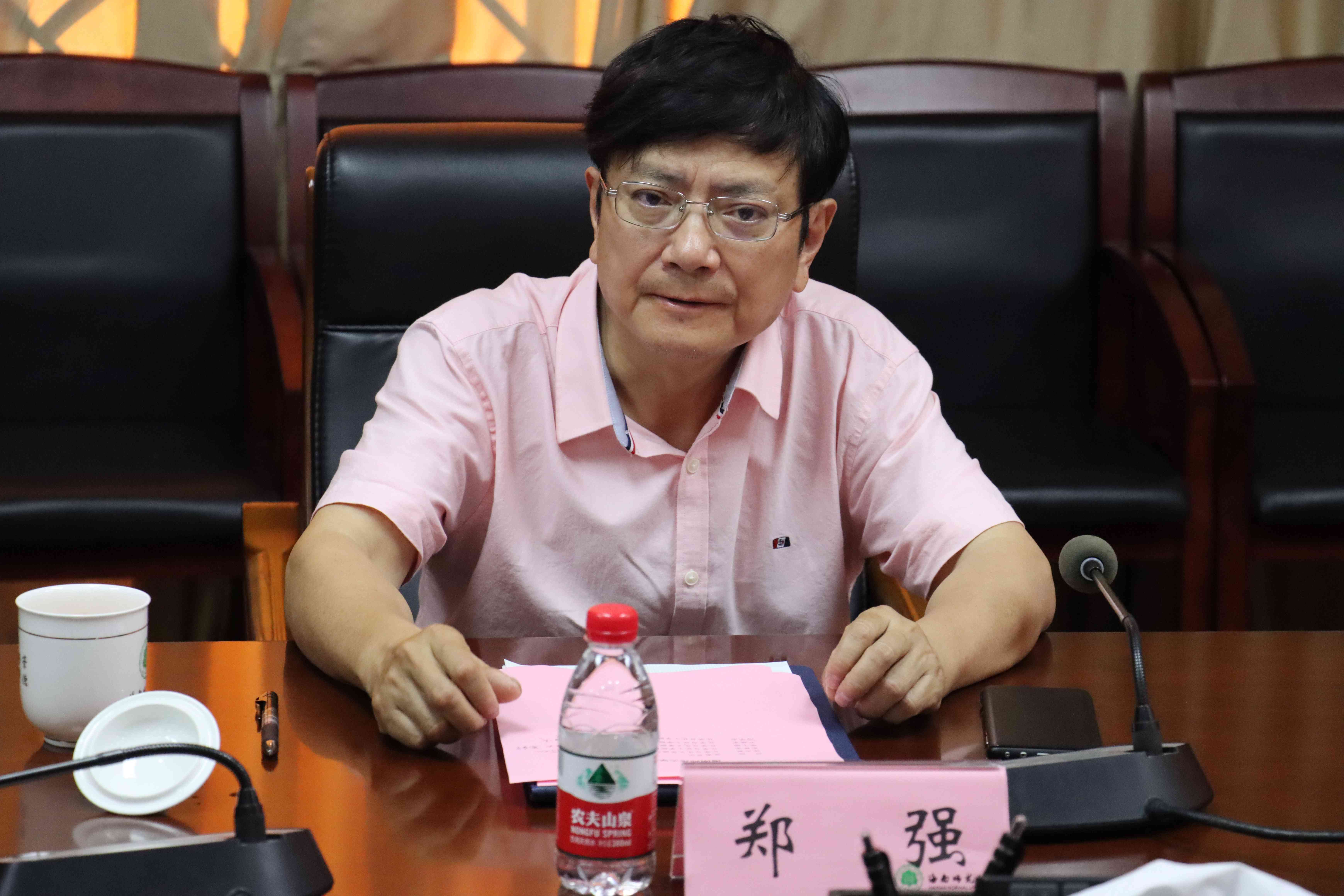 浙江大学郑强教授到我校调研指导座谈