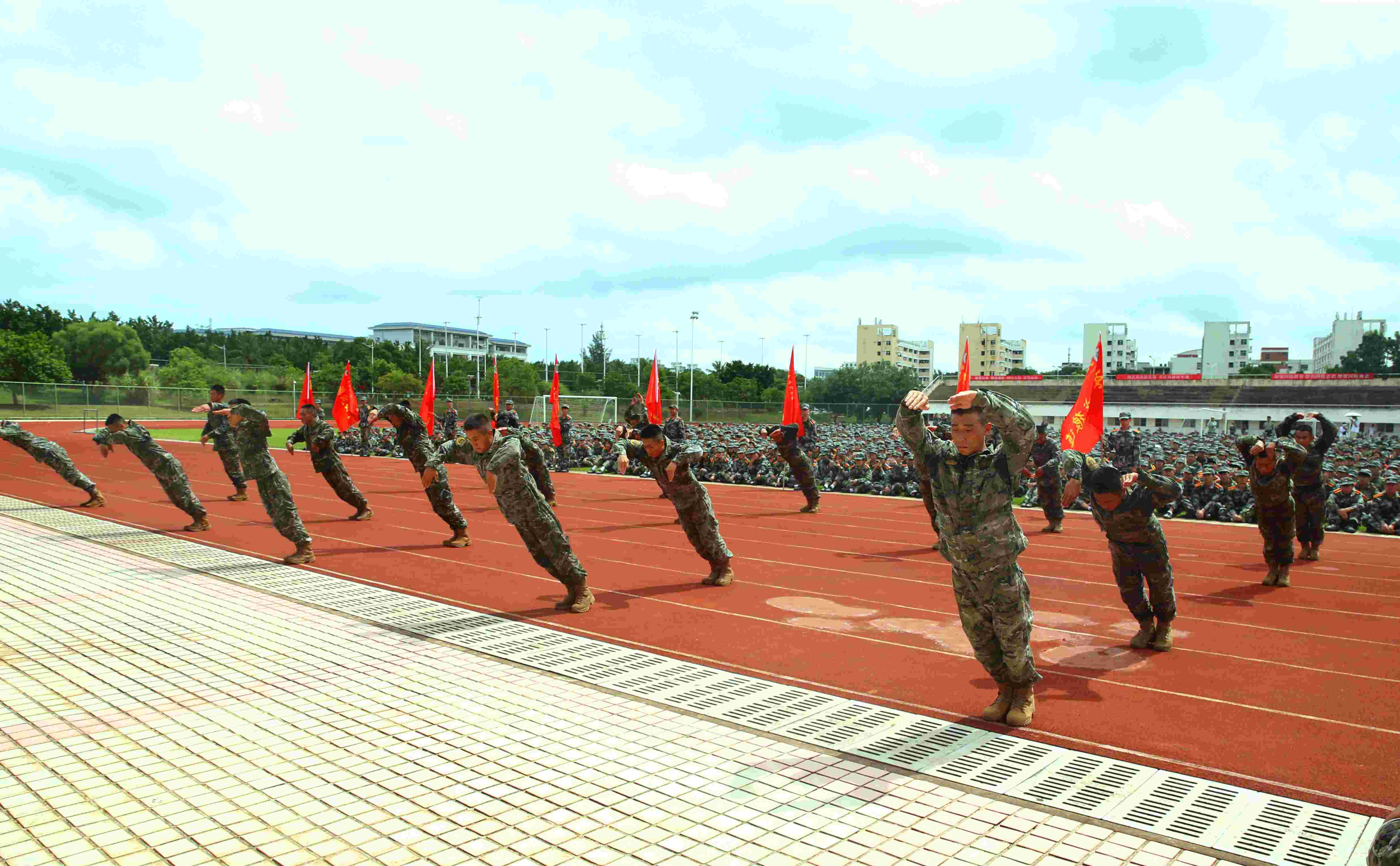 我校举行2023级本科生军训动员大会