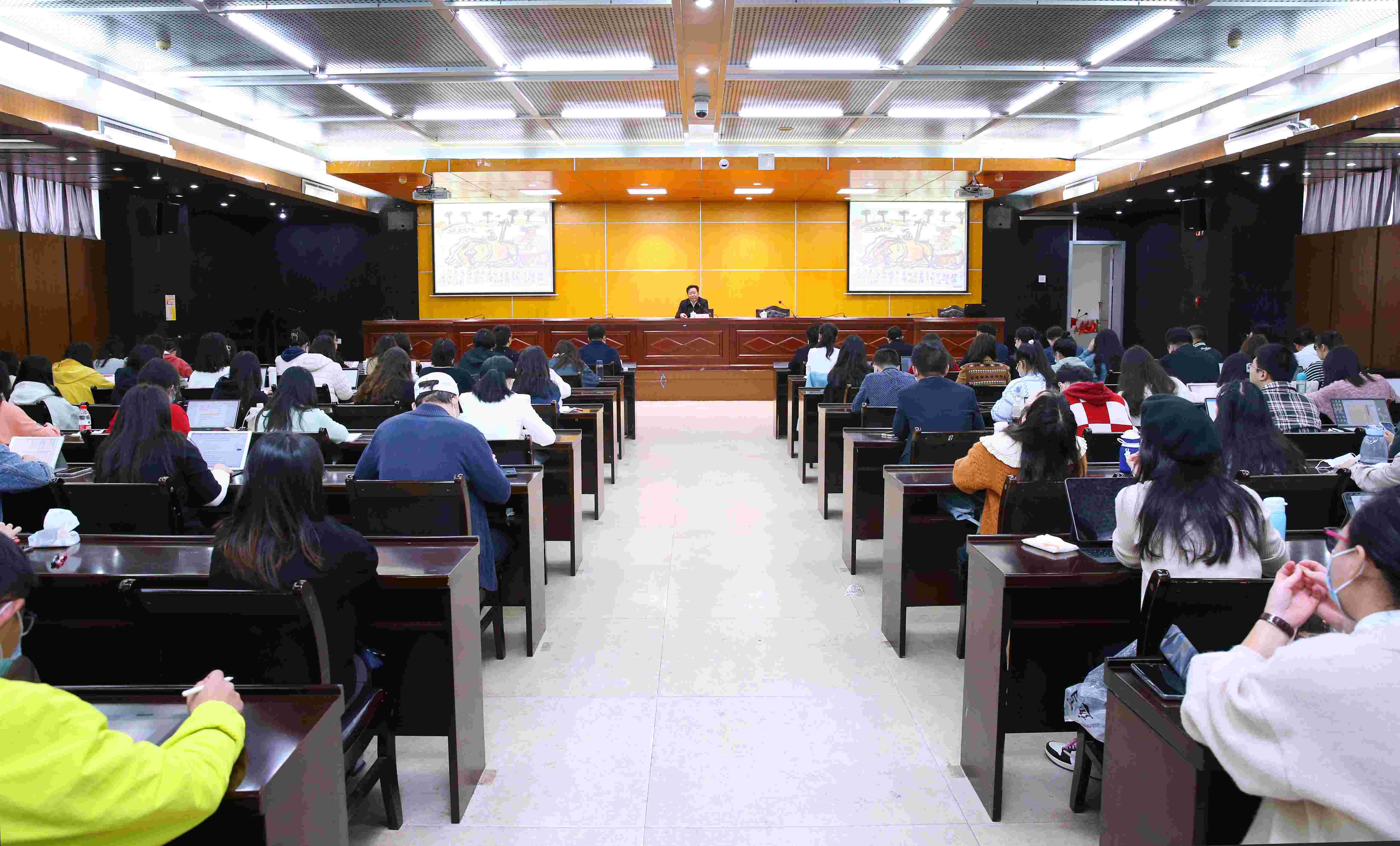 国务院参事、著名作家忽培元先生为我校师生作学术报告