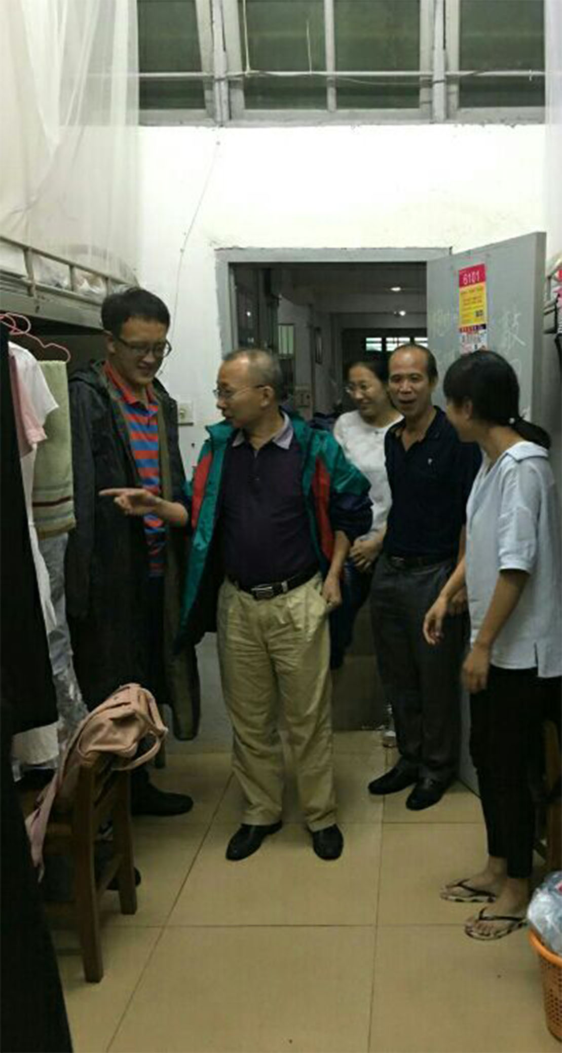 青年之声・教育与心理学院抗风在行动 宣传部 吴淑雅