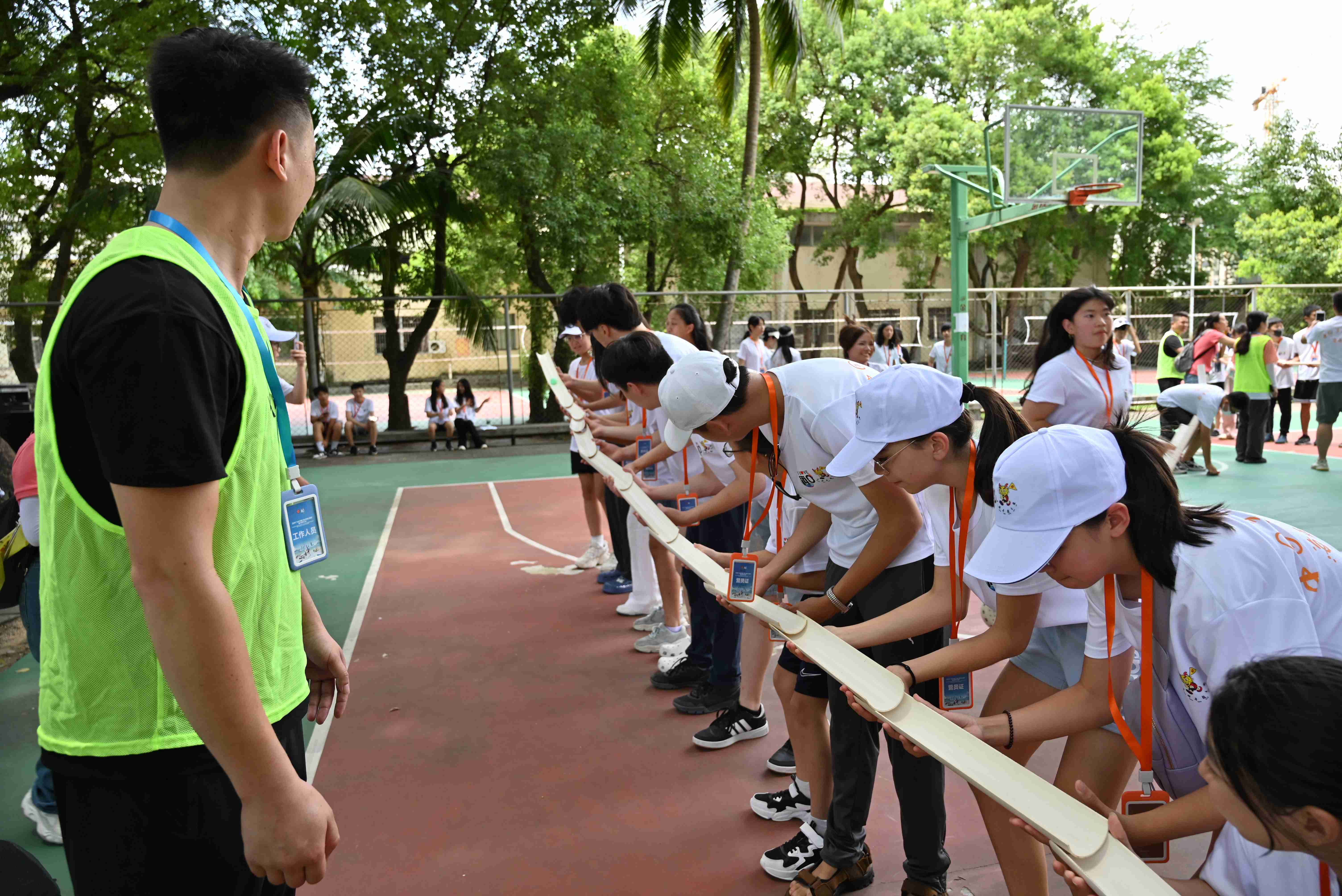 2024年“中国寻根之旅・圆梦自贸港”夏季研学活动在我校开营