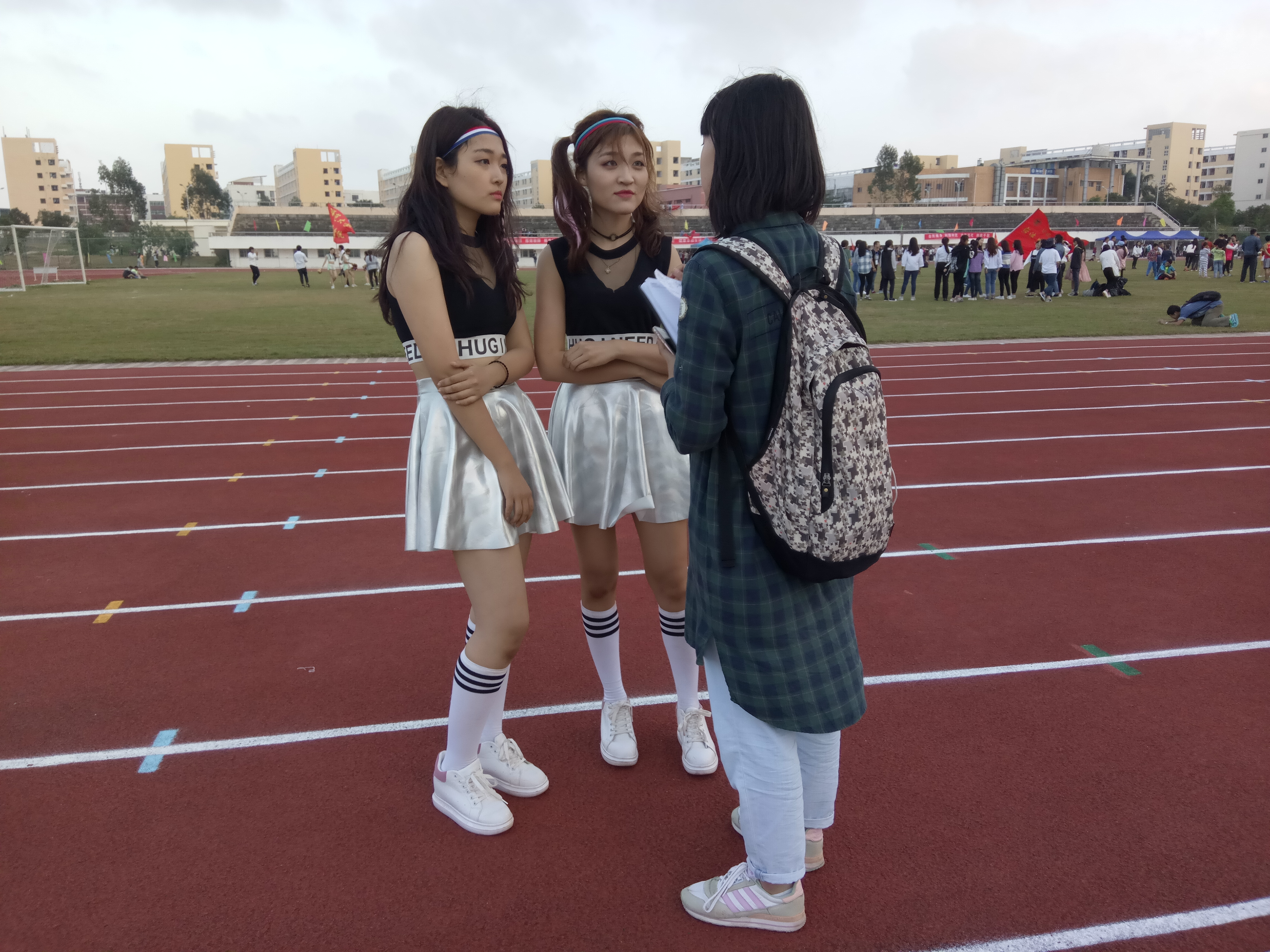 青年之声・校运动会文学院啦啦队赛后采访