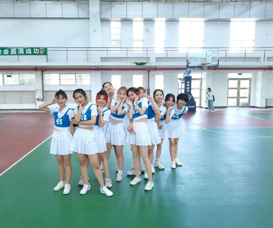 青春如火，绽放自我——记啦啦操竞赛我院代表队比赛精彩瞬间