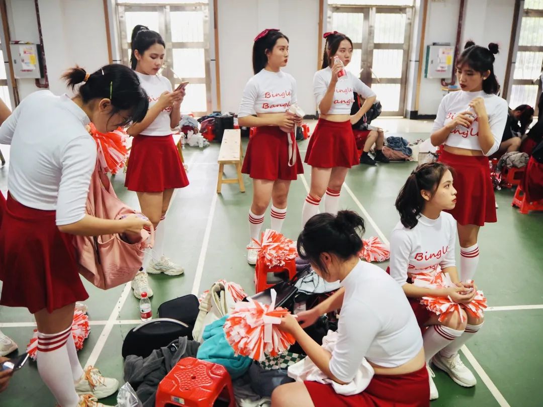 “舞动青春 筑梦海师”啦啦操竞赛掠影
