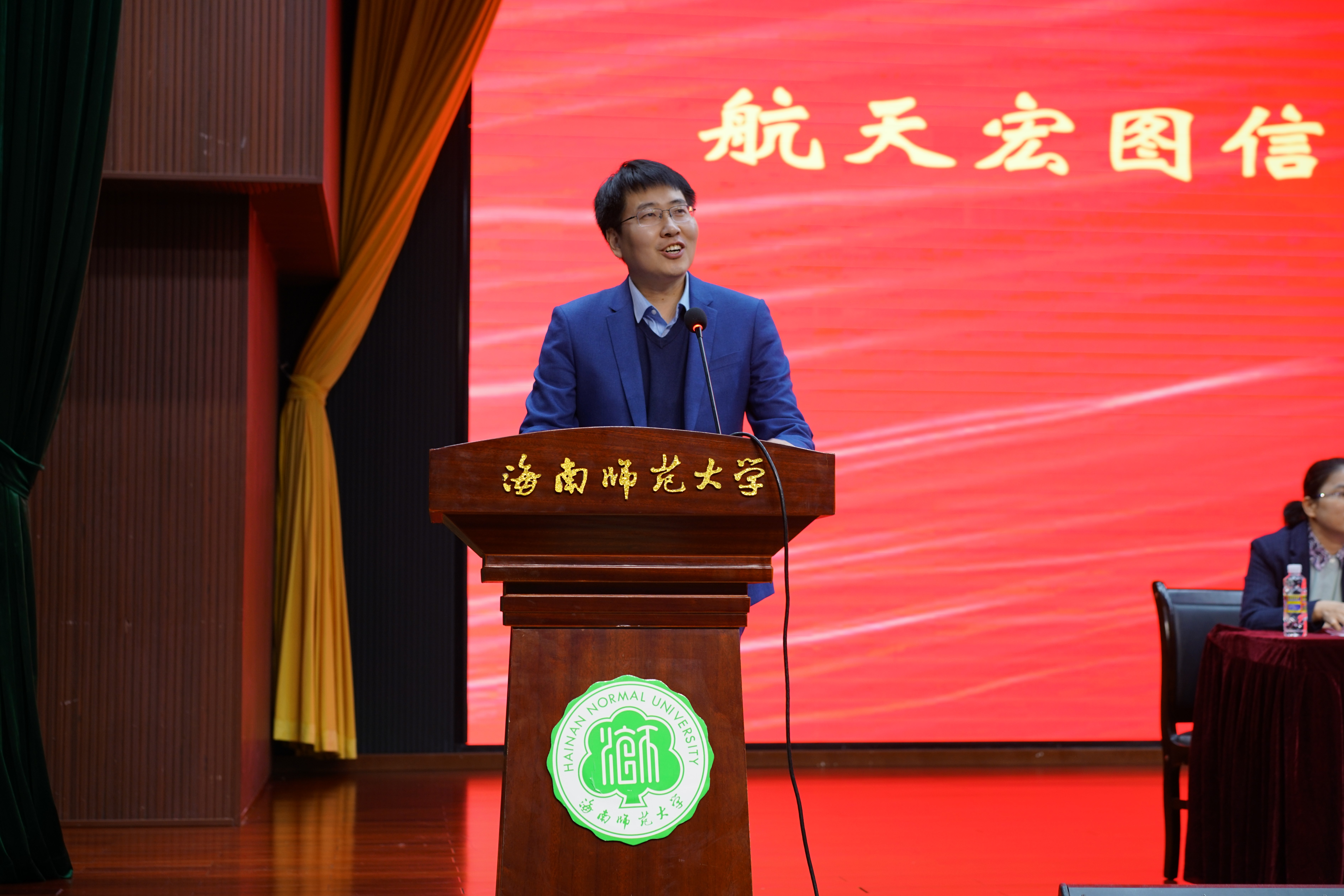 我院举办与航天宏图举行合作协议签订暨就业实习基地揭牌仪式