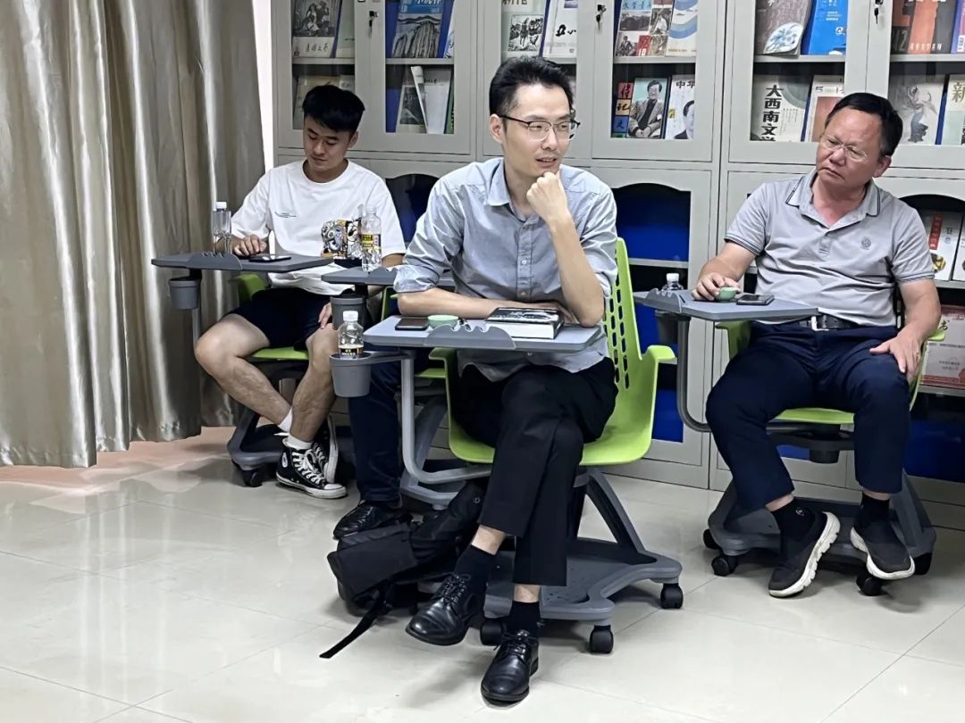 晓剑书斋论坛之周泉根主讲“人类中心主义与新智慧体的生命形式”