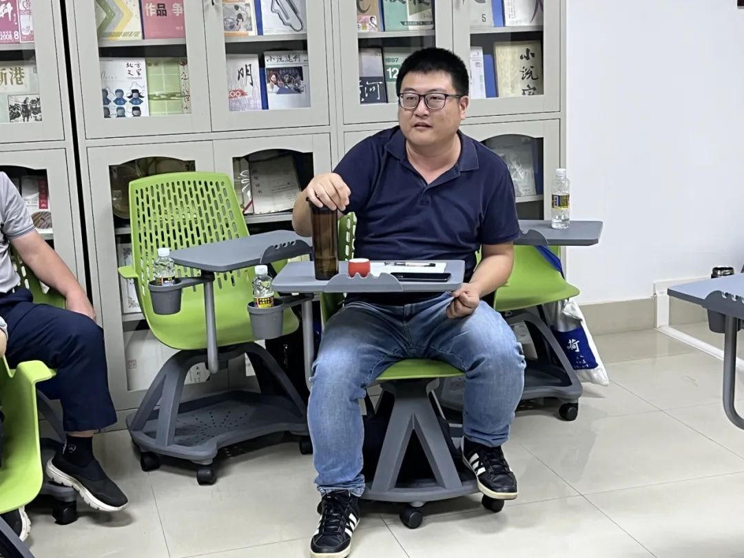 晓剑书斋论坛之周泉根主讲“人类中心主义与新智慧体的生命形式”