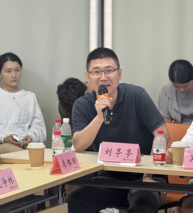 晓剑书斋论坛第十二期：章佩岚主讲“沉舟侧畔――古代海上丝绸之路文化遗存与南海区域