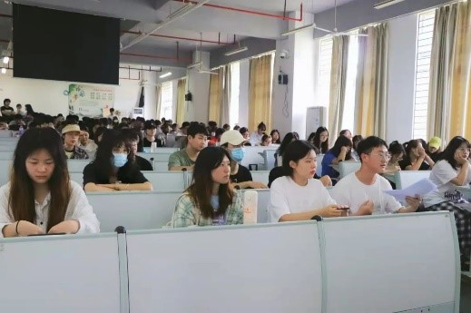 美术学院召开疫情防控动员大会