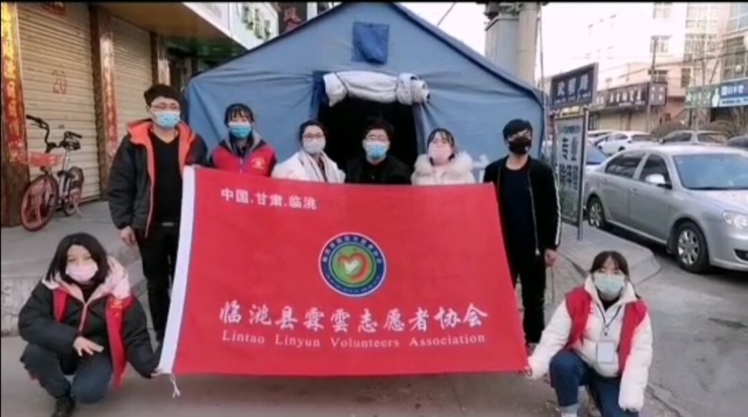 疫情来临不退缩，勇往直前显担当