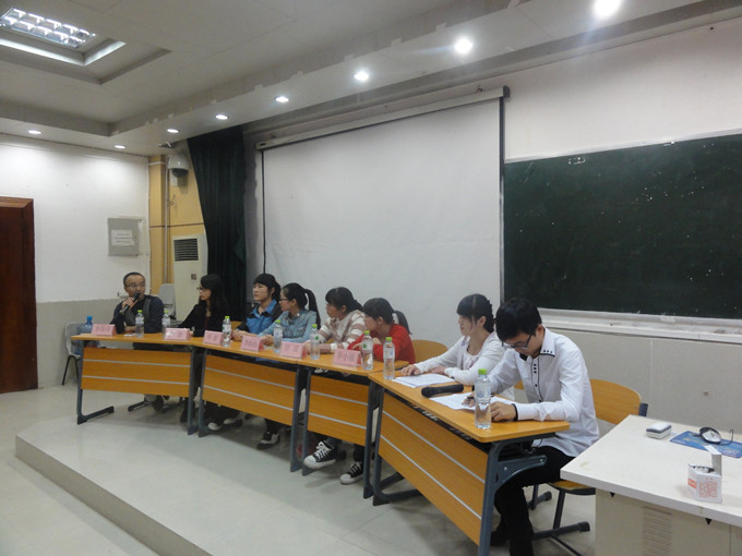 迎接挑战，你准备好吗？――记初等教育学院“挑战杯”讲坛暨院级团日活动