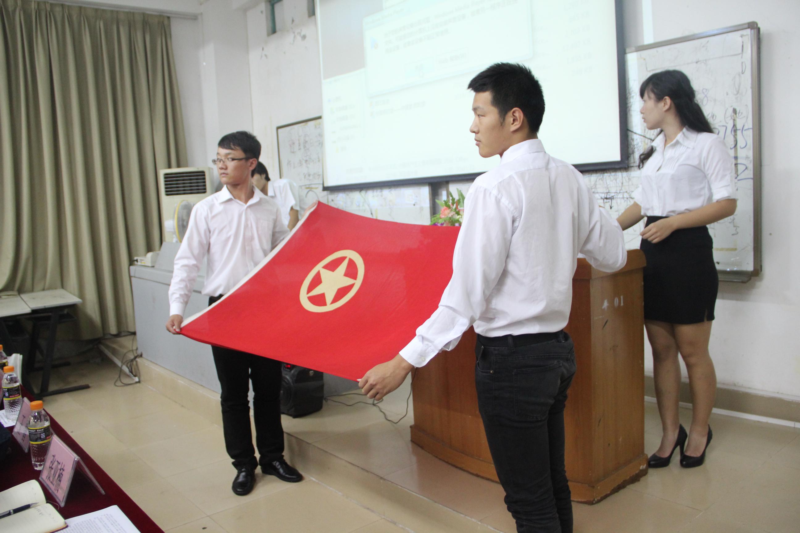 美术学院团委成功举办第四届团校培训暨团日活动启动仪式