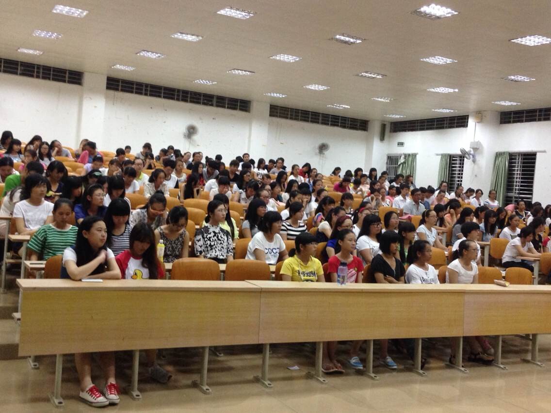 翘首未来，点燃希望――记教育科学学院新生教育大会