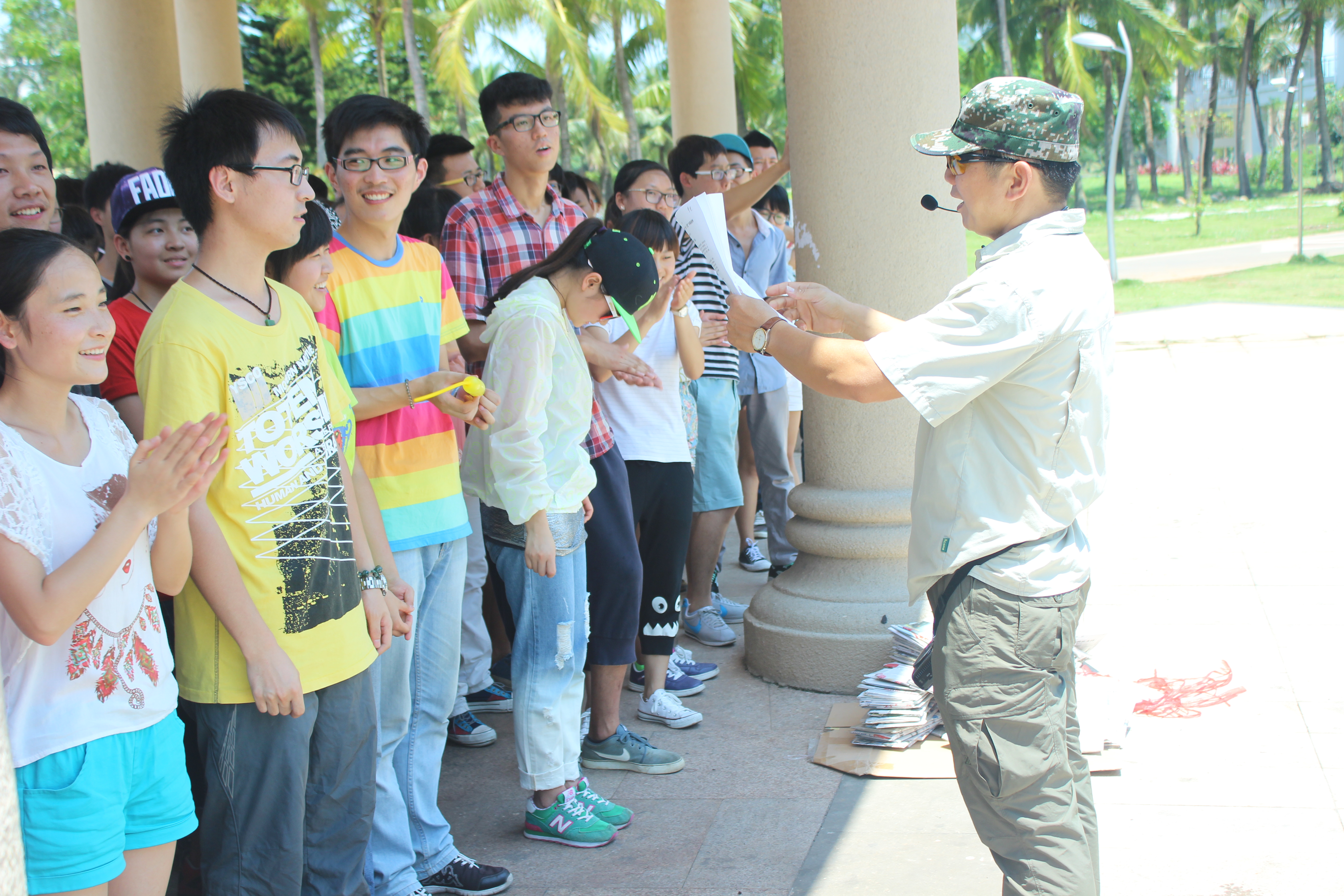 拓展个人素质 培养团队精神――记星空游戏官方团委举办素质拓展活动