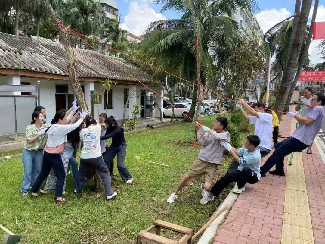 各学院开展校园恢复重建工作（二）