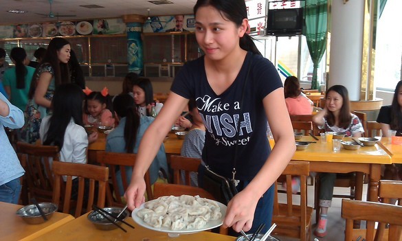 青春不老，我们不散――记初等教育学院12级中文1班的女生节系列活动