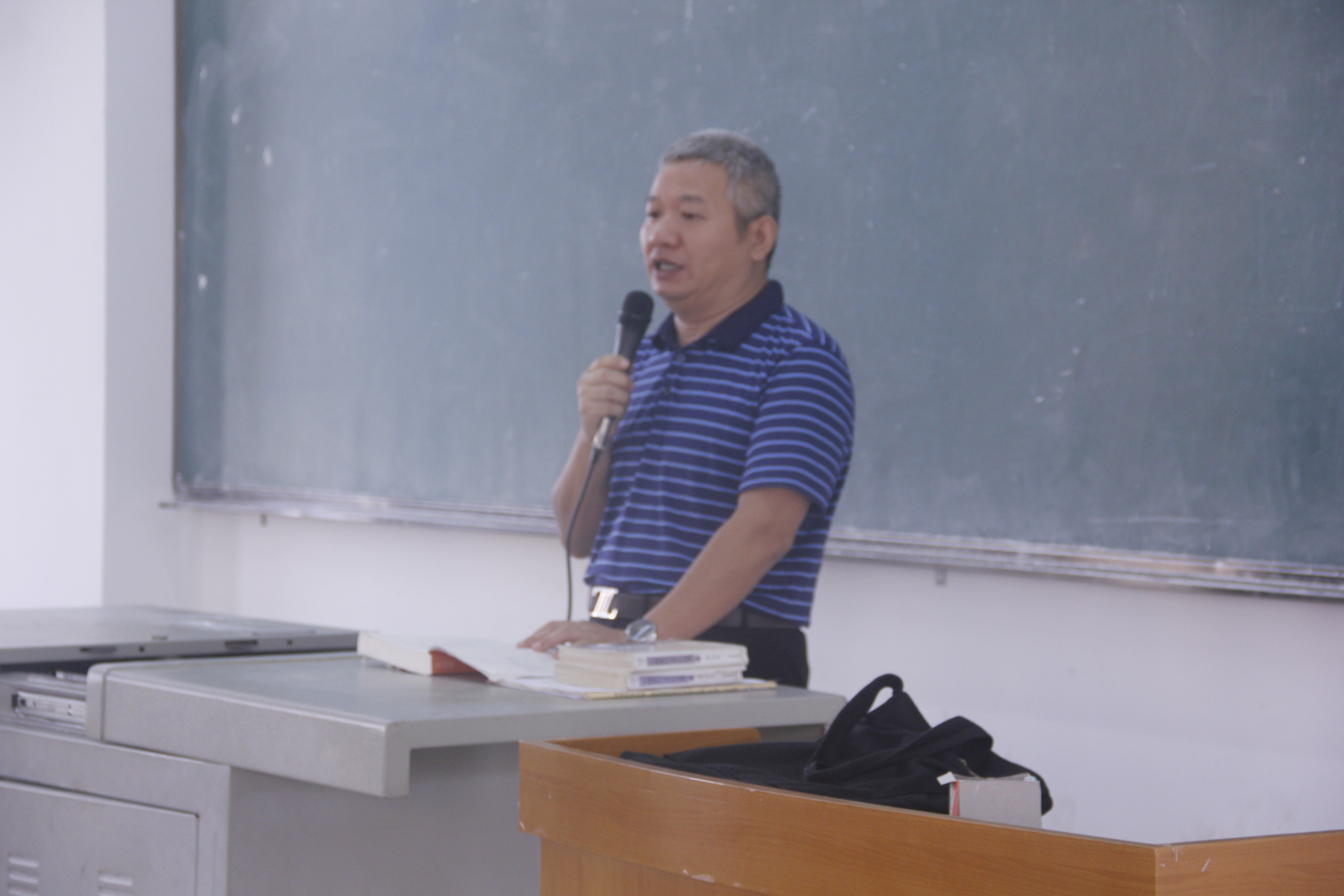 ――记文学院教学评估检查