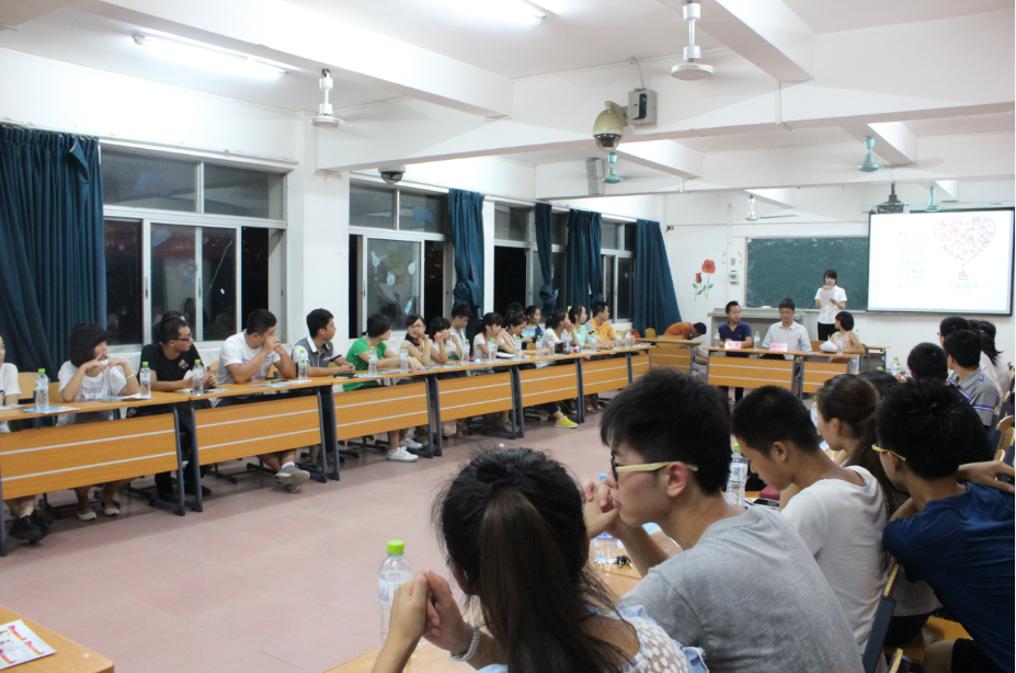 生命呼唤血液，爱心需要奉献――记阳光青年志愿者协会无偿献血座谈会