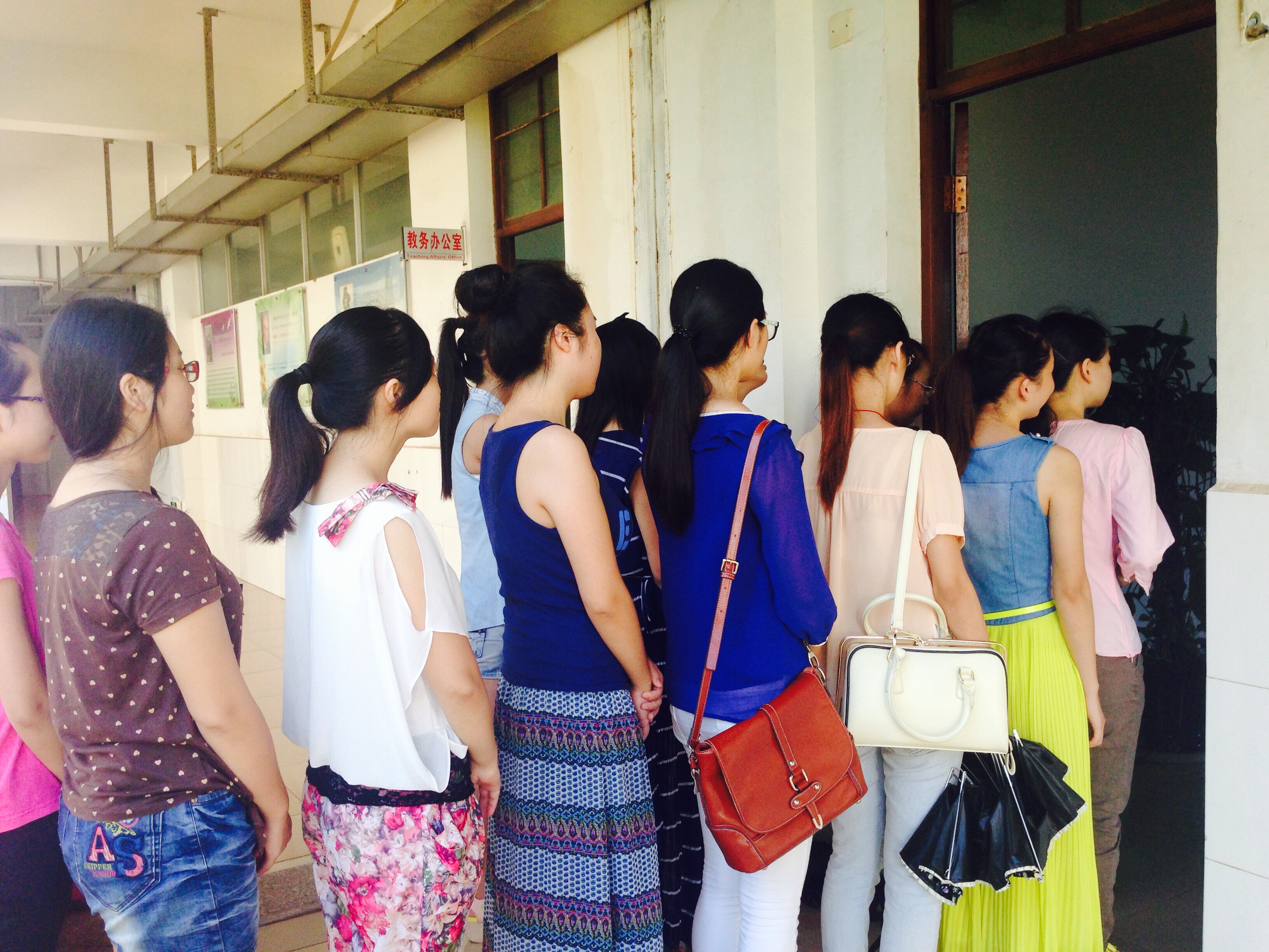 外国语学院开展了2012级卓越教师班面试工作